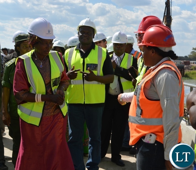 Vice President Inonge Wina inspecting the construction of Kazungula Bridge across Zambezi River