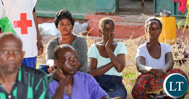 Redcross at Namwala lokking after Victims camped at Secondary School