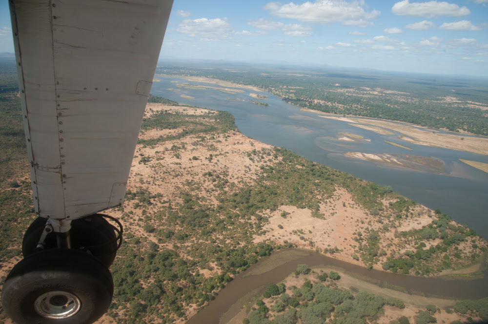 A view over the Lower Zambezi from a Proflight plane.