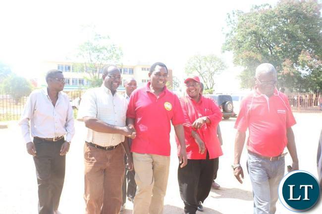 HH and GBM approaching Luanshya Magistrate Court.