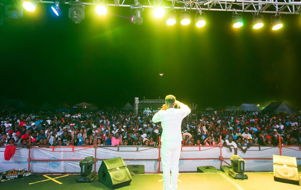 Petersen live on stage at the R&G Oktoberfest sponsored by Castle Lite.