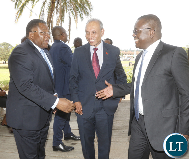 Captains of the industry: Zambia Development Agence Director General Patrick Chisanga, Sri Lanka Honorary Consul to Zambia Elmo Jayetileke and Zambia National Building Society CEO Joseph Chikolwa. Captains of the industry: Zambia Development Agence Director General Patrick Chisanga, Sri Lanka Honorary Consul to Zambia Elmo Jayetileke and Zambia National Building Society CEO Joseph Chikolwa.