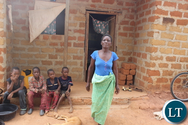 Ireen at her house within the Meheba L.I. Resettlement Scheme. UNHCR/K.shimo