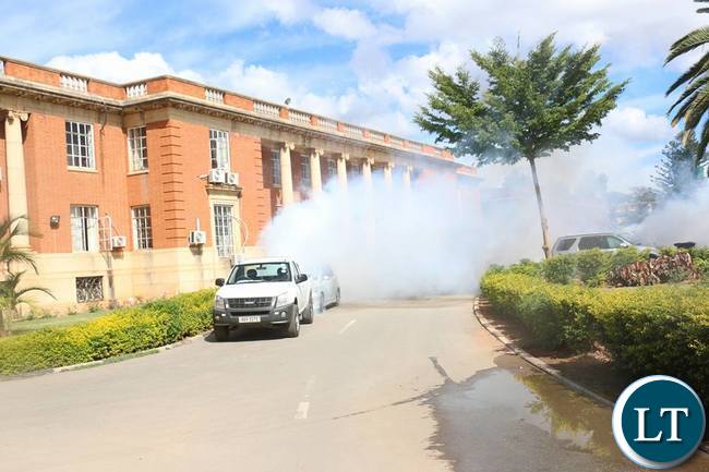 Zambia Police fighing Running Battles with UPND cadres