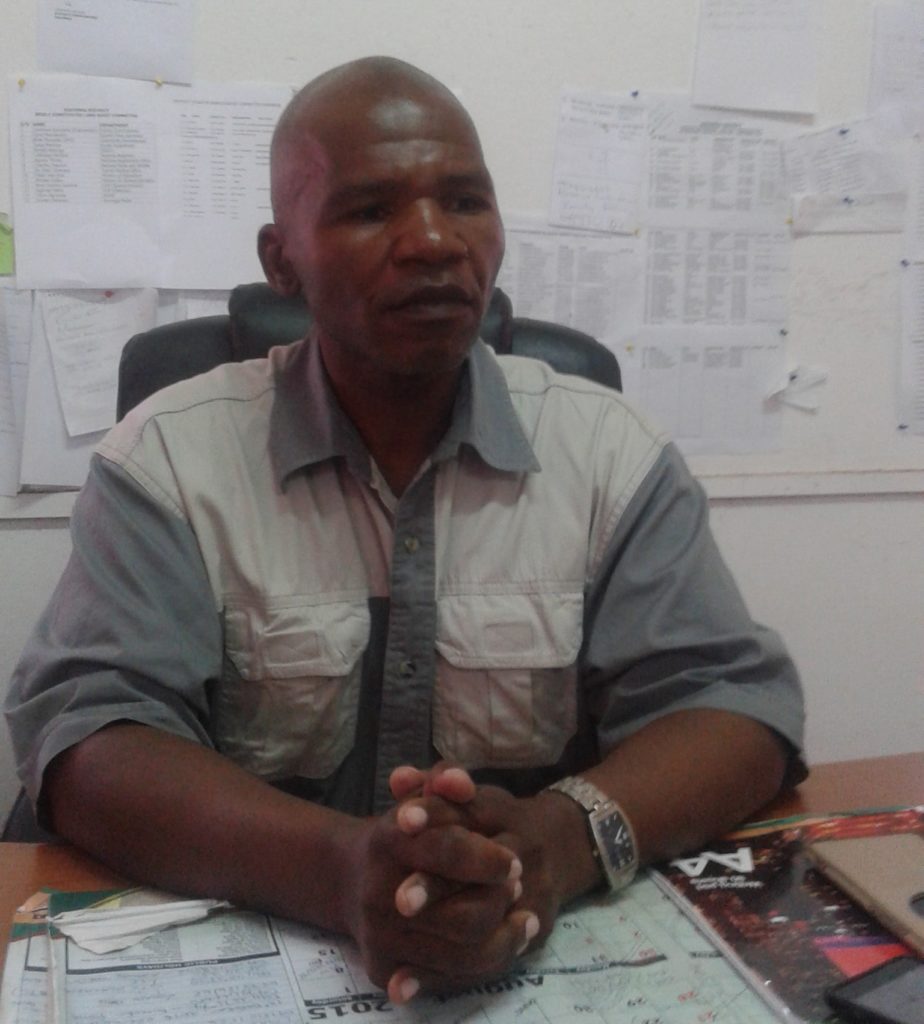 Siavonga District Commissioner Lovemore Kanyama