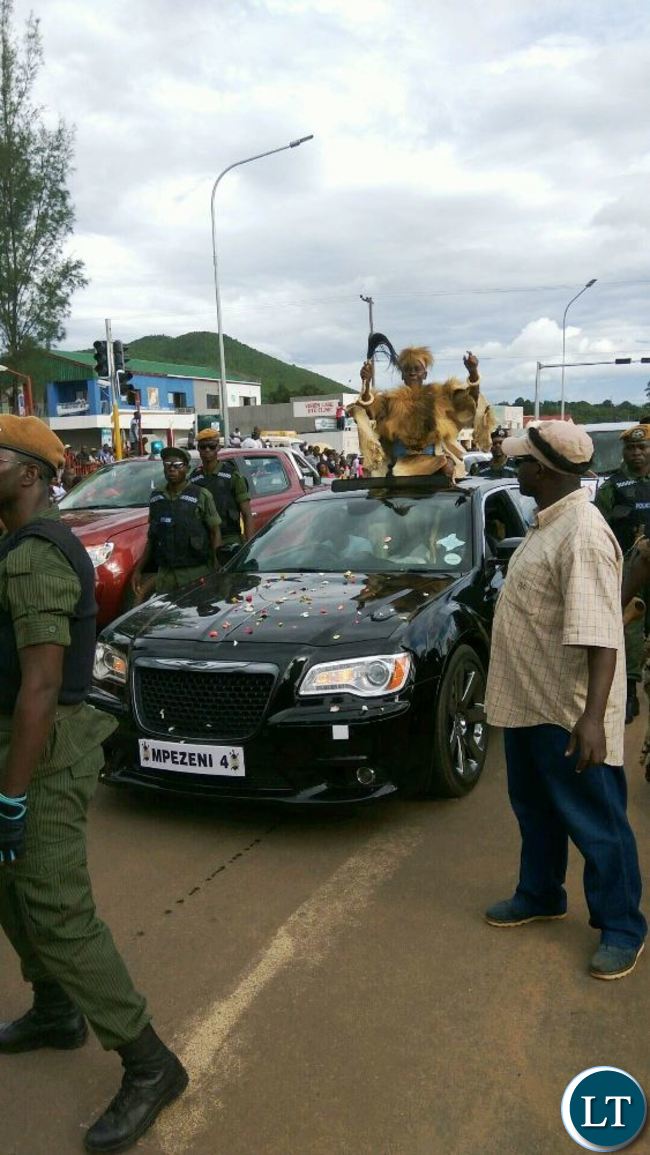 PARAMOUNT Chief Mpezeni in a grand finale when he shifted his base from Ephendukeni to Laweni in readiness for Ncwala ceremony