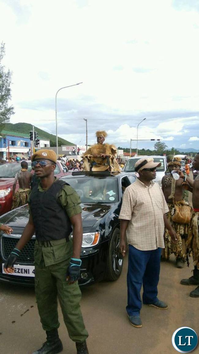 PARAMOUNT Chief Mpezeni in a grand finale when he shifted his base from Ephendukeni to Laweni in readiness for Ncwala ceremony