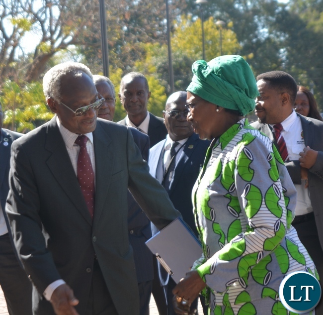 Vice President Inonge Wina(r) confers with National Institute of Public Administration(NIPA) Governing Council Chairperson Professor Muundashe Siamwiza(l) during the official opening of the thirty four Million kwacha National Institute of Public Administration(NIPA) Information and Conference Centre in Lusaka