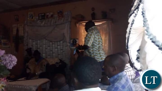 Kambwili apologising to Chief Moonze of Tonga Speaking people in Southern Province