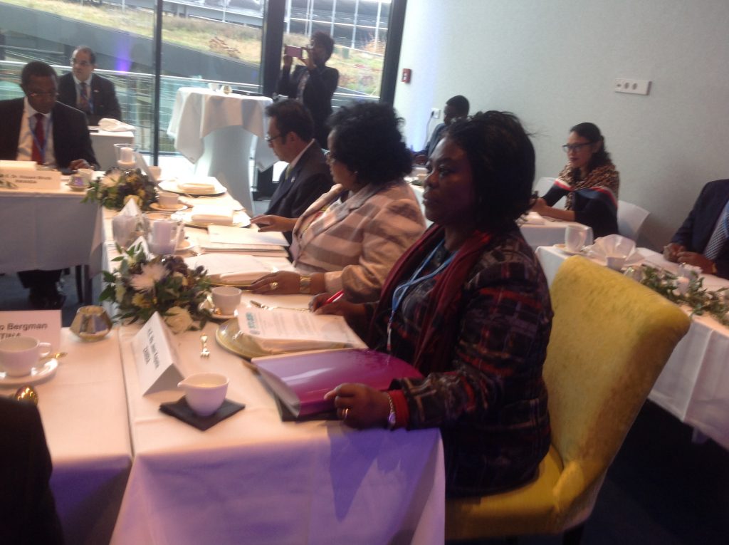 Minister of Lands Jean Kapata (r) at COP23 in Bonn
