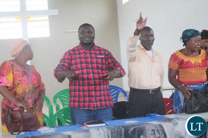 MMD leadership addressing members in Mpika