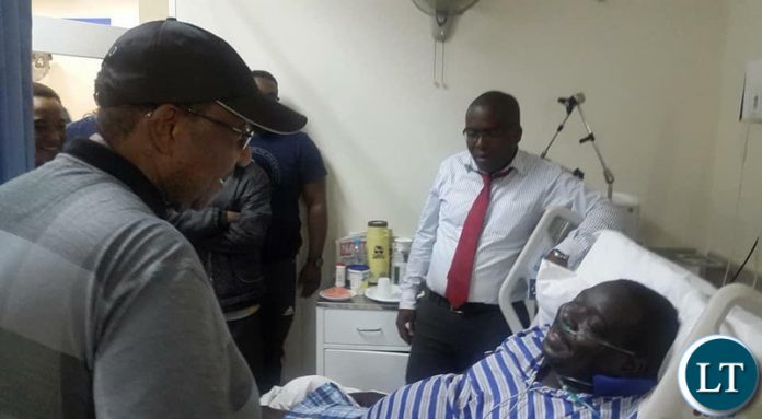 Mr Mwamba visiting Mr Kambwili at CfB Hospital in Lusaka