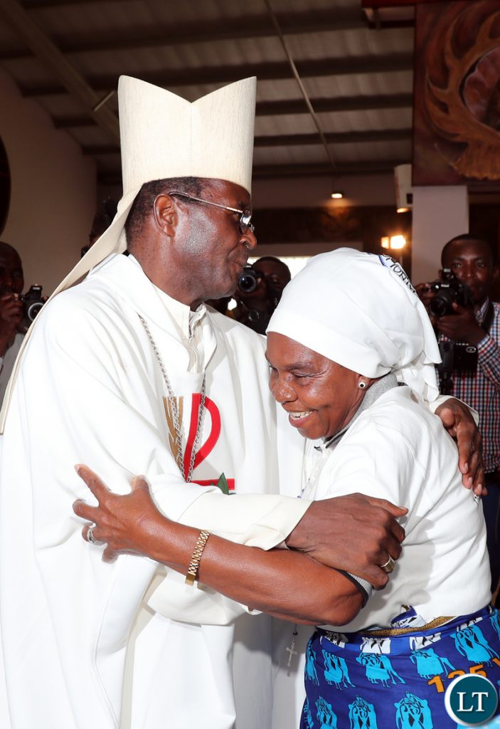 Chieftainess Nkomesha Greets Bishop Mpundu