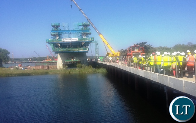 Zambia : Kazungula Bridge construction progresses
