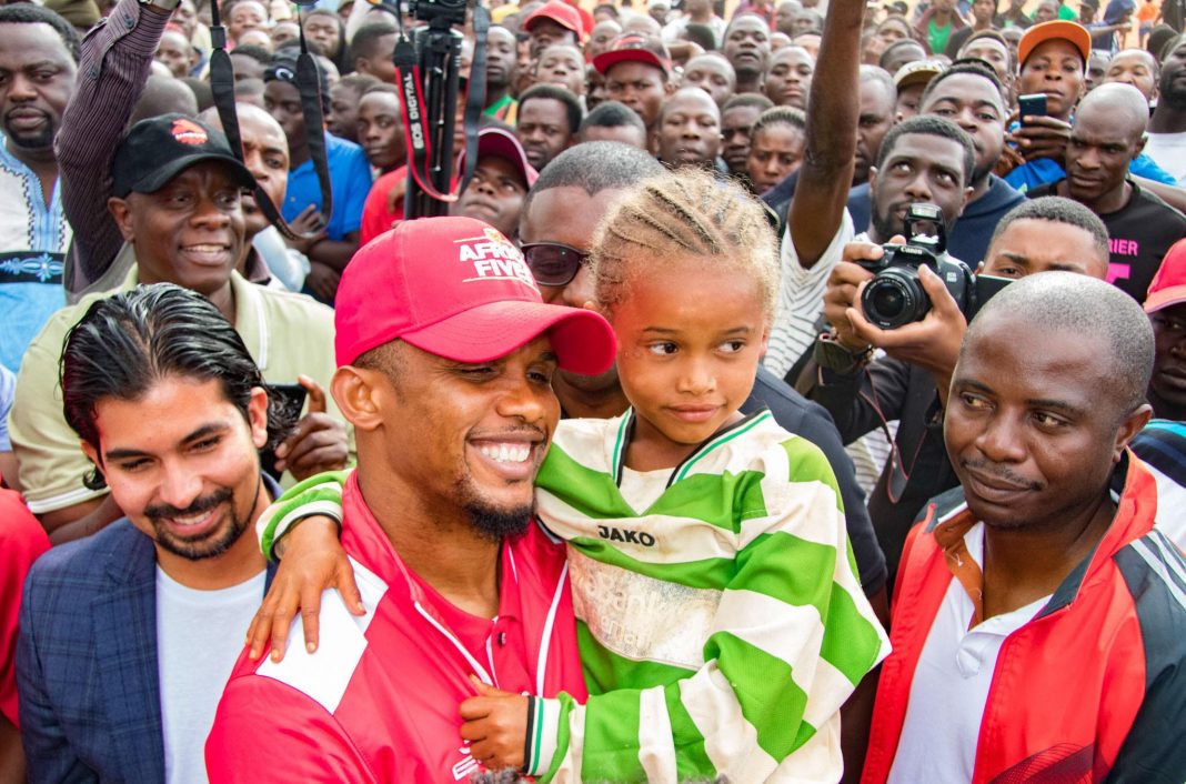 Eto’o wows Bauleni community ahead of Castle Africa 5’s