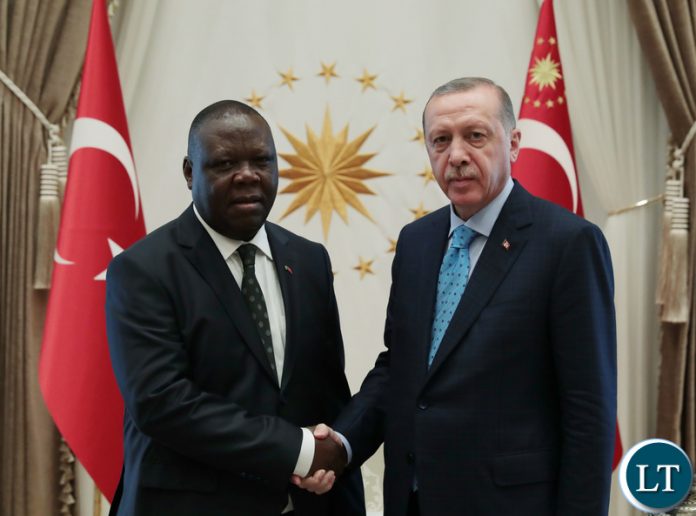 Zambia's Ambassador to the Republic of Turkey, Mr Joseph Chilengi presents letters of credence to Turkish President Recep Tayyip Erdogan at the Presidential Complex Zambia's Ambassador to the Republic of Turkey, Mr Joseph Chilengi presents letters of credence to Turkish President Recep Tayyip Erdogan at the Presidential Complex