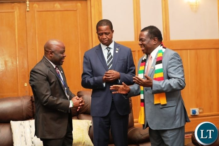 Home Affairs Minister Stephen Kampyongo with President Lungu and Zimbabwean President Emmerson Mnangagwa Home Affairs Minister Stephen Kampyongo with President Lungu and Zimbabwean President Emmerson Mnangagwa