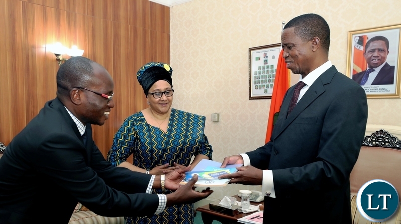 President Edgar Chagwa Lungu posing for a photograph with SADC Executive Secretary, Dr Stergomena Lawrence Tax after a meeting at State House on Friday, August 3,2018 . The President is the incoming Chairman for the SADC Organ Troika on Politics, Security and Defence. PICTURE BY EDDIE MWANALEZA/STATE HOUSE ©2018