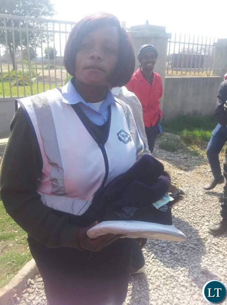  Lusaka Province Bowman Lusambo busts  illegal roadblock 