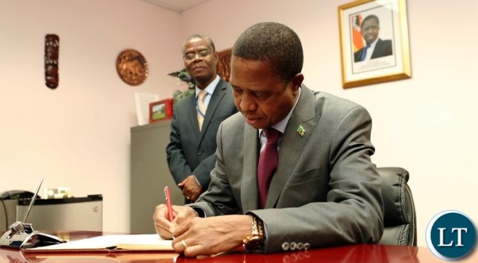 EDGAR LUNGU SIGNS VISITORS BOOK AT ZAMBIAN MISSION IN NEW YORK