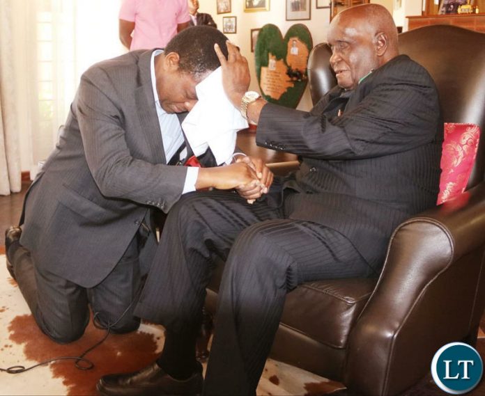 Dr Kaunda “blesses” HH after the meeting