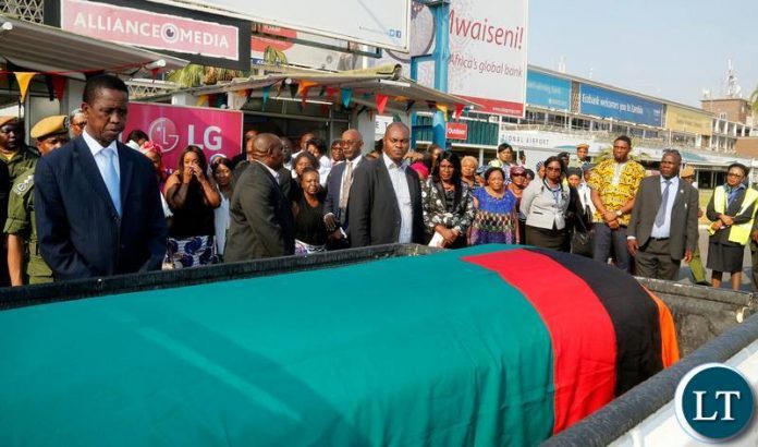 President Edgar Chagwa Lungu (left) welcomes the remains of the late Freedom Fighter Mama Chibesa Kankasa at Kenneth Kaunda International Airport on Thursday,November 1,2018. PICTURE BY SALIM HENRY/STATE HOUSE ©2018 President Edgar Chagwa Lungu (left) welcomes the remains of the late Freedom Fighter Mama Chibesa Kankasa at Kenneth Kaunda International Airport on Thursday,November 1,2018. PICTURE BY SALIM HENRY/STATE HOUSE ©2018