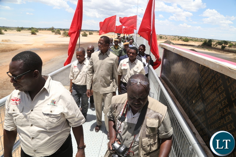 President Edgar Lungu inspects the Mwomboshi Dam in Chisamba funded by World Bank $28.3 million shortly after Commissioning the dam