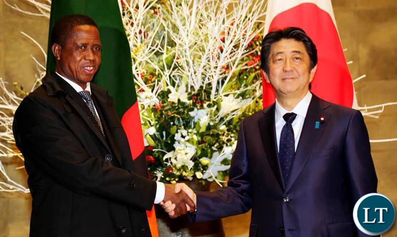 President Edgar Chagwa Lungu (left) being welcomed by Japanese Prime Minister Shinzo Abe at his residence in Tokyo,Japan on Wednesday,December 19,2018. PICTURE BY SALIM HENRY/STATE HOUSE ©2018