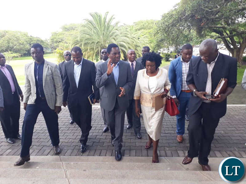 HH and his delegation arriving at the Cathedral of the Holy Cross for the launch of the National Dialogue and Reconciliation