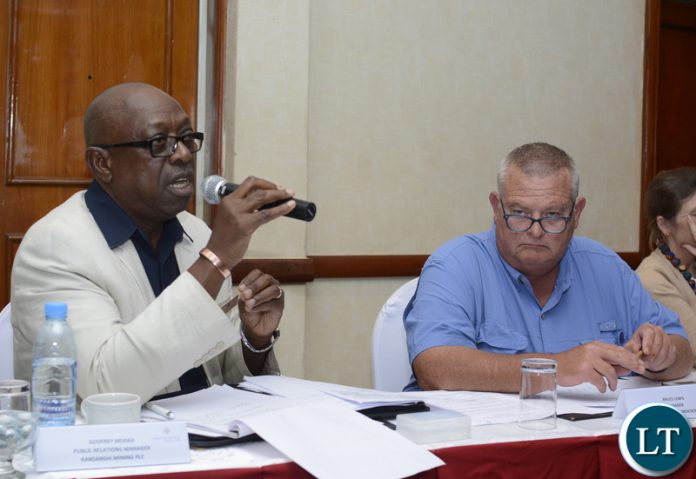KANSANSHI Mining Plc public relations manager Godfrey Msiska makes a contributions during First Quantum Minerals’ information-sharing sessions in Lusaka as corporate social responsibility manager Bruce Lewis looks on. – Picture by Andrew-Knox Kaniki/SUMA SYSTEMS.