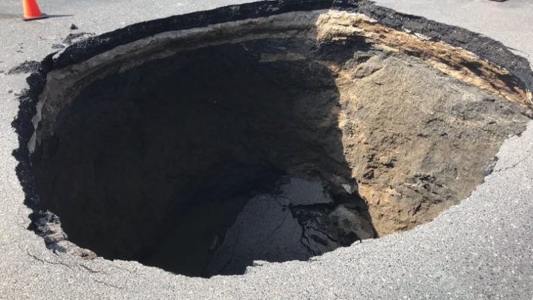 PF sucessfully digs 100% debt to GDP sinkhole