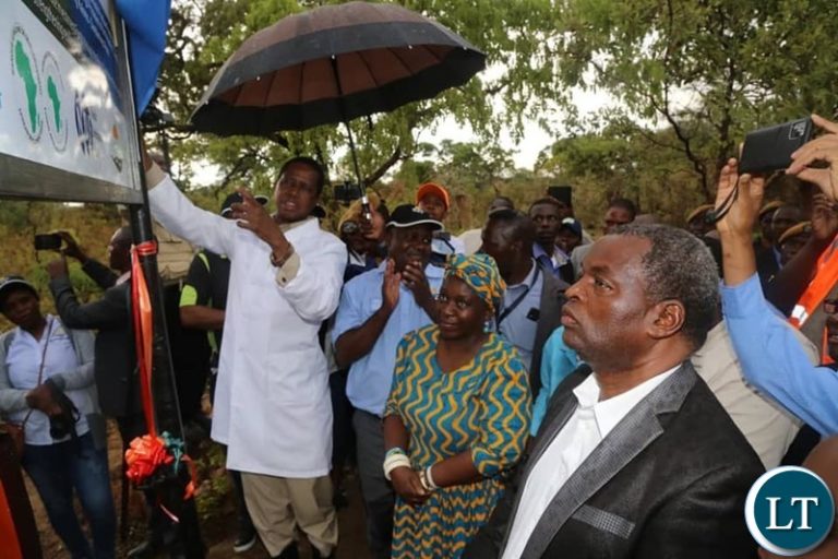 President Lungu Commissions the  Kalomo-Dundumwezi-Ngoma-Itezhi-Tezhi first ever climate resilient Road