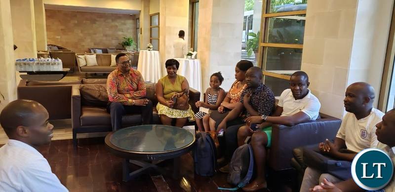 Mr Mwamba meeting Zambian teachers deployed to Seychelles,