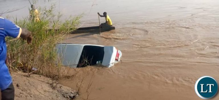 One person missing after car plunges into Luangwa river