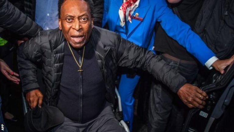 Pele is depressed and too embarrassed to leave the house, says Brazil legend’s son