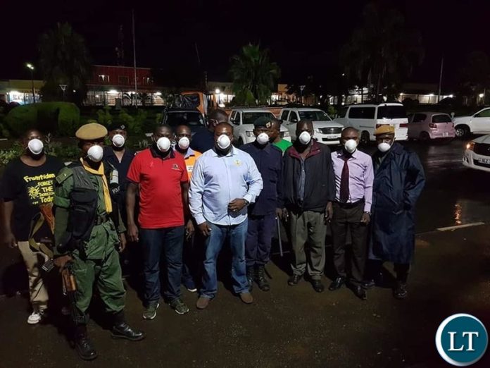 Kabwe Mayor His Worship Prince Chileshe and his team have declared alright war on the Coronavirus (COVID 19). The City Father has assembled a team of operatives to ensure that all residents adhere to the President's directives.