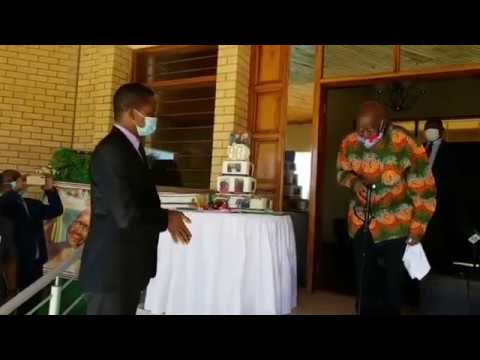 President Lungu visits Founding  President Kenneth Kaunda on his 96th Birth Day