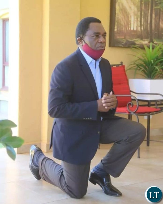 HH takes a Knee in Honour of victims of Injustice