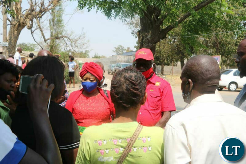 UPND Secretary General Stephen katuka accompanied by National Women Chairlady, Namakau Kabwiku to visit the victims