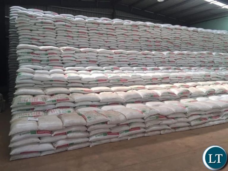 Kapiri mposhi farmers receive inputs