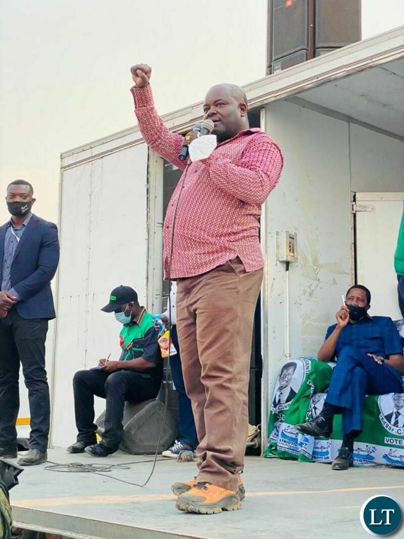 Minister of Tourism Ronald  Chitotela addressing the rally