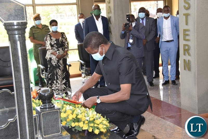 President Edgar Lungu laying wreaths at the tomb of the late President Sata during the Sata memorial service at Embassy park. Wednesday, October 28, 2020.Picture By ROYD SIBAJENE/ZANIS