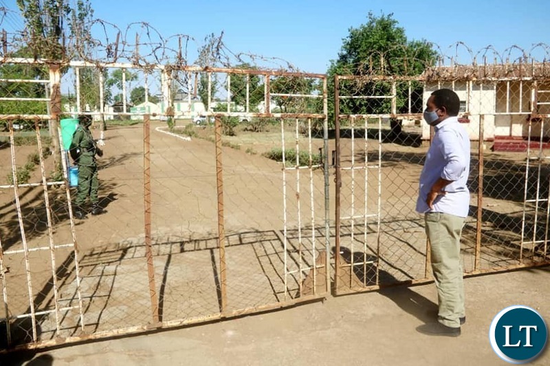 UPND Leader Hakainde Hichilema and his team blocked from visiting NDC leader Dr Chishimba Kambwili at Kamwala remand prison on the Day of National Prayers 