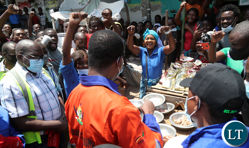President Edgar Lungu tours Market after the Keep Zambia clean in Mandevu 9585