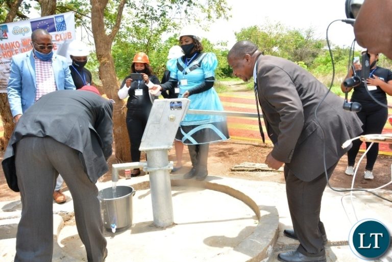 Kaiko Women’s Club Hands over borehole to community