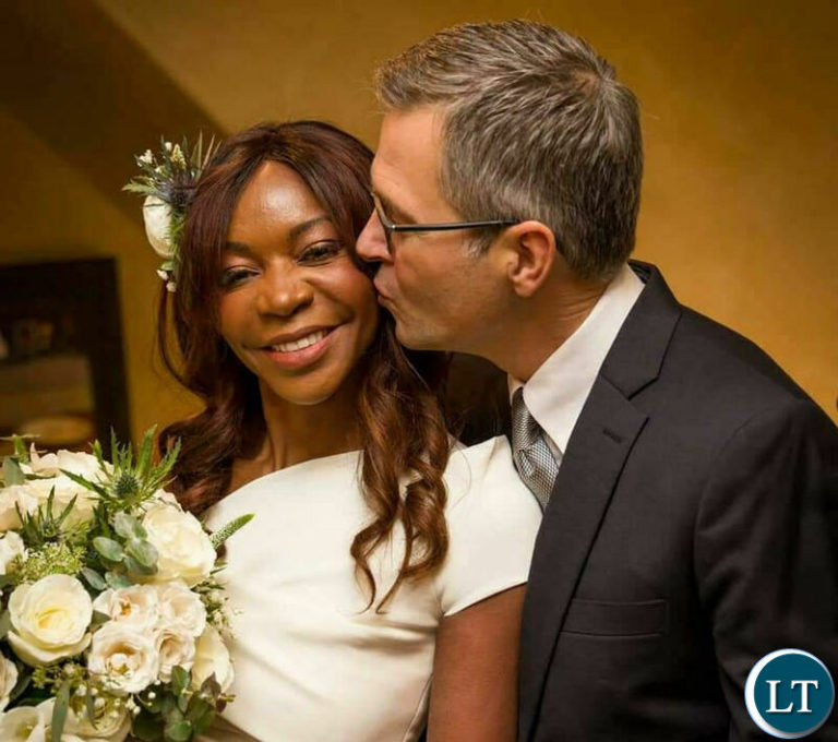 Dambisa Moyo finds love in the US