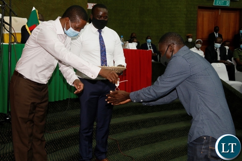 President Edgar Lungu presents keys of tanker to Moses Musonda of  Logmus Multipurpose Cooperatives of the Copperbelt during this year's youth day celebrations at Mulungushi Conference centre.Picture by SUNDAY BWALYA/ZANIS