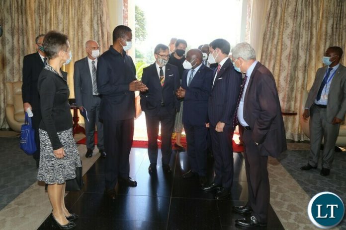 President Edgar Lungu talks to European Union delegation when they paid a courtesy call on him at State House President Edgar Lungu talks to European Union delegation when they paid a courtesy call on him at State House