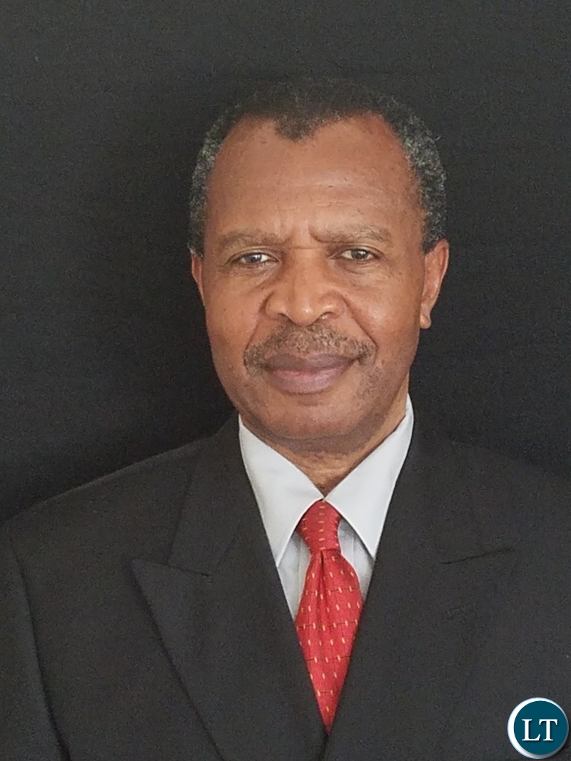 Dr. Field Ruwe 