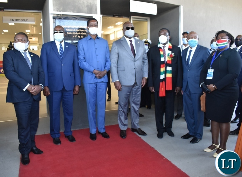 Group picture of Heads of State after official opening of the Kazungula one stop border post on the Zambian side
